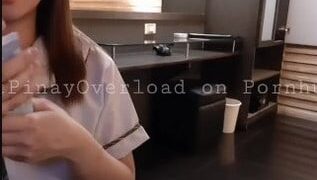 Nanghingi ng Financial Assistance kay Professor